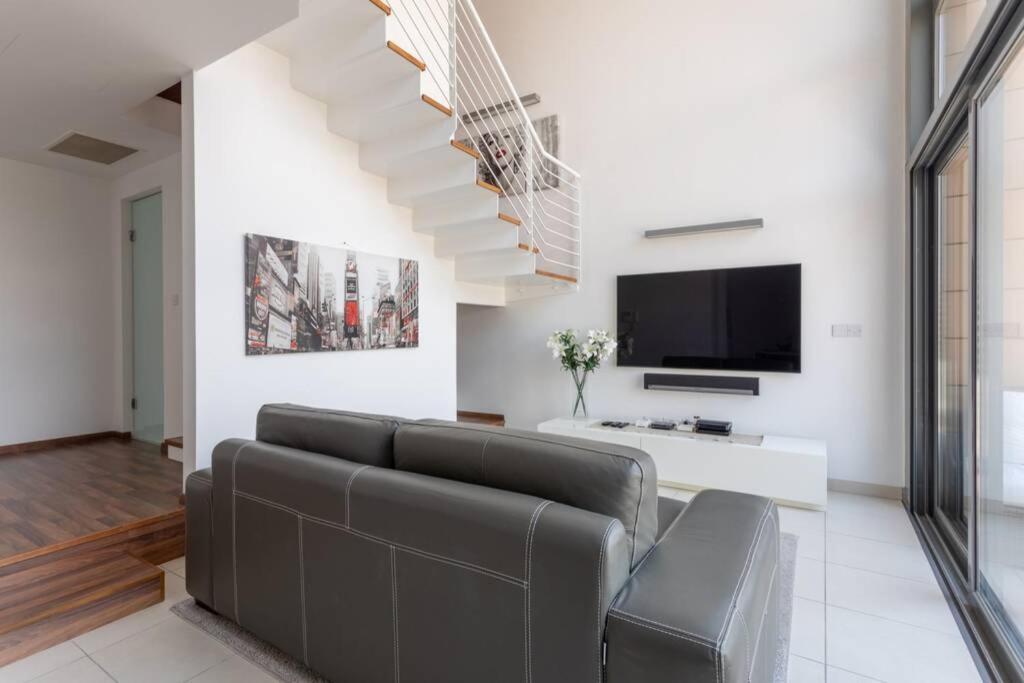 Portomaso - Modern Duplex Apartment